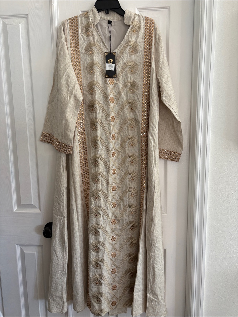 Rogena traditional Jalabiya kaftan Beige Embroidered Long Women's Size M NWT